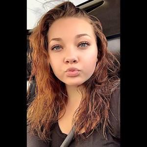 Meet your Posher, Abbie